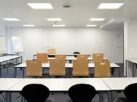 WISS Schulen für Wirtschaft Informatik Immobilien - Klicken Sie, um das Bild 9 in einer Lightbox vergrössert darzustellen