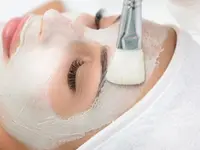 Züri - Coiffure + Kosmetik