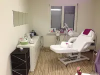 Sandra Beauty Cosmetic