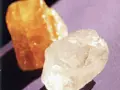Steinschmuck und Mineralien