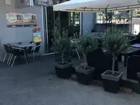 AU Restaurant