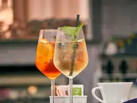 Livi's Cafe & Lounge