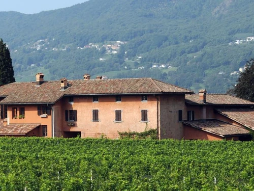 Tenuta Bally & von Teufenstein - Klicken, um das Panorama Bild vergrössert darzustellen