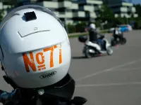 no77