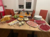 Le Petit Café de la Gare Chez la Soph