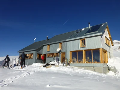 Cabane des Becs de Bosson