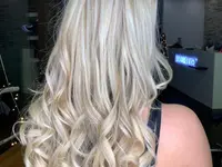NURIDELUXE / Coiffure / Nail / Cosmetic