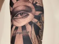 LUMIERE TATTOO SHOP