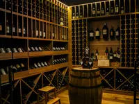 OAK WINE & GRILL