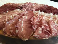 Macelleria - Salumificio Sciaroni SA - Klicken Sie, um das Bild 4 in einer Lightbox vergrössert darzustellen