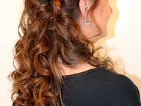 Connys Hairworld