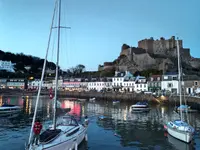 Ocean Sailing School