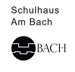 Schulhaus am Bach