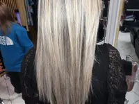 VANESSA HAIR & NAILS spa - Parrucchiere e Salone per signora/e estetica e onicotecnica