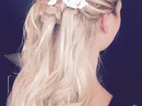 Headline Hairstyling
