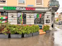 Pizzeria Bella Napoli – Cliquez pour agrandir l’image 4 dans une Lightbox