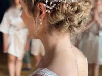7th Sense Hairstyling
