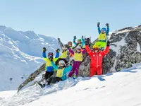 Schweizer Schneesportschule Andermatt - Klicken Sie, um das Bild 2 in einer Lightbox vergrössert darzustellen