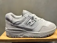 District 5 sneakerstore