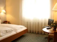 Hotel & Restaurant Reinacherhof - Shahin