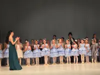 Vivi Molle Ballettschule - Klicken Sie, um das Bild 1 in einer Lightbox vergrössert darzustellen